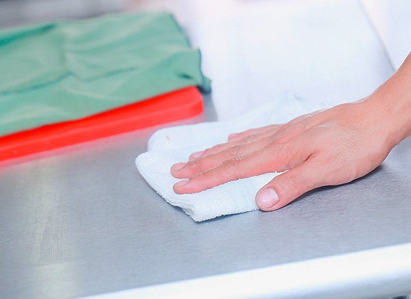 Боротьба з комахами в квартирі: огляд сучасних методів і засобів