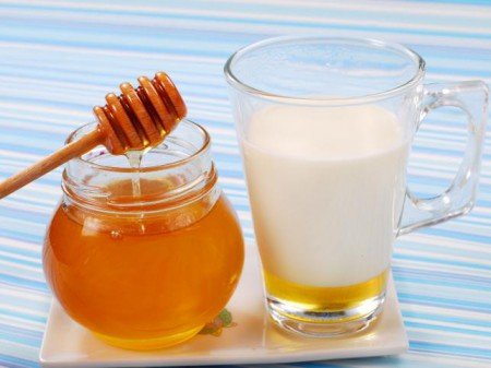 Бджолине маточне молочко для обличчя: як застосовувати крем і мед