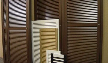 Двері жалюзійні для шаф