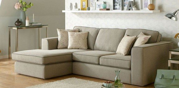 Рекомендації професіоналів з перетяжки дивана своїми руками