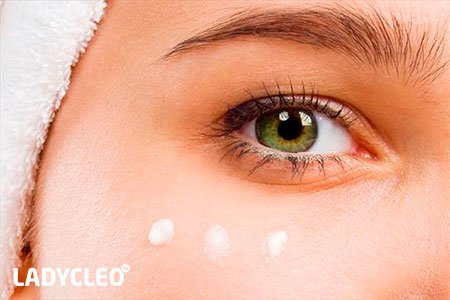 Догляд за шкірою навколо очей в домашніх умовах