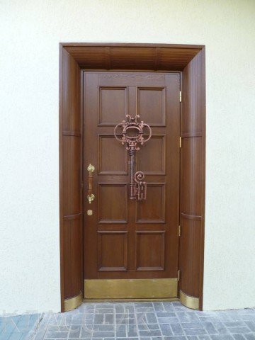 Жалюзійні, балконні, саморобні деревяні двері