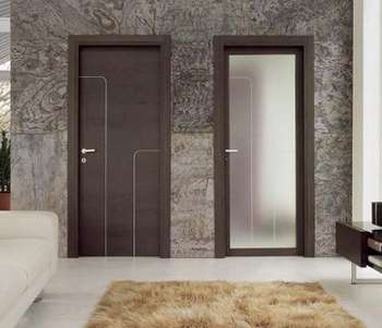 Міжкімнатні двері з дзеркалом