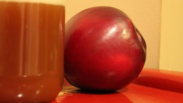 Лікування варикозу народними засобами в домашніх умовах   добірка коштів