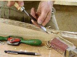 Стара двері з масиву: реставрація своїми руками