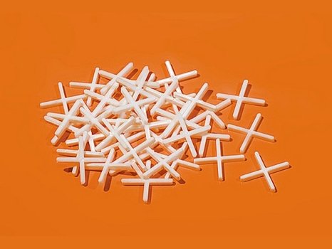 Етапи укладання керамічної плитки на стіну Етапи укладання керамічної плитки на стіну