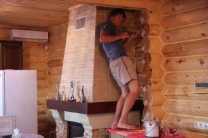 Герметик для деревяних будинків: акрилові, поліуретанові і силіконові склади. Техніка виконання робіт
