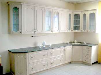 Міжкімнатні двері з біленого дуба