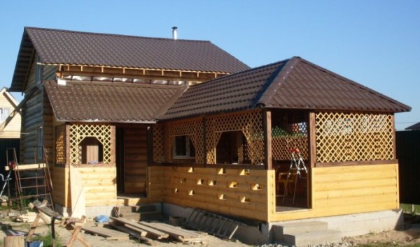 Лазня з альтанкою під одним дахом – проекти + будівництво своїми руками!