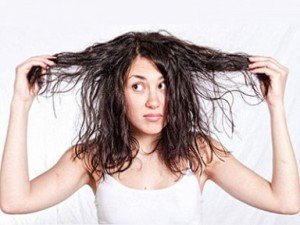 Швидко брудняться волосся: причини та розвязання проблеми