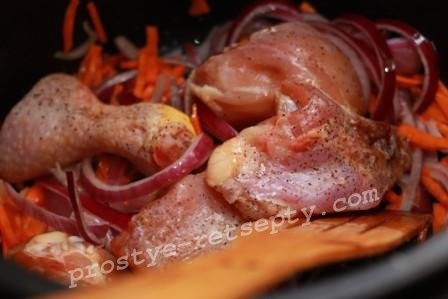 Картопля тушкована з куркою в мультиварці: рецепт з фото