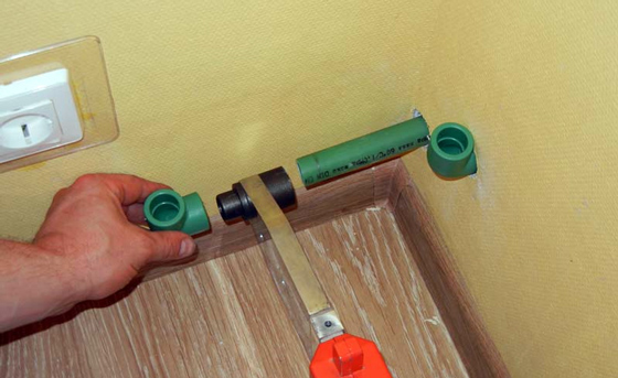 Як зробити душ у мийної кімнати кімнаті   покрокова інструкція монтажу водопроводу + змішувача!