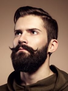 Як укласти бороду: що потрібно знати про волосся на обличчі, догляд за бородою