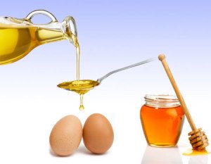 Маска для волосся з медом яйцем і маслом (оливкова і репяхову)