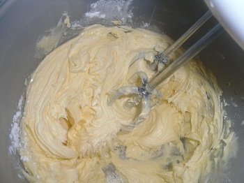 Як приготувати торт Пташине молоко з манкою, покроковий рецепт з фото.