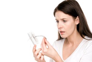 Випадання волосся через гормонального збою   ознаки і лікування