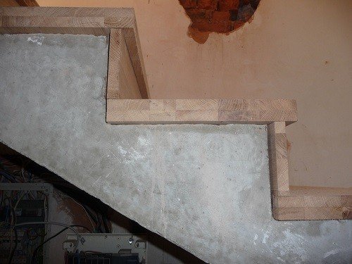 Обробка бетонних сходів деревом: покрокова інструкція