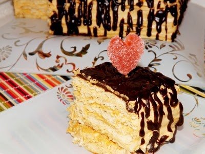 Пісочний торт зі сметанним кремом: рецепт