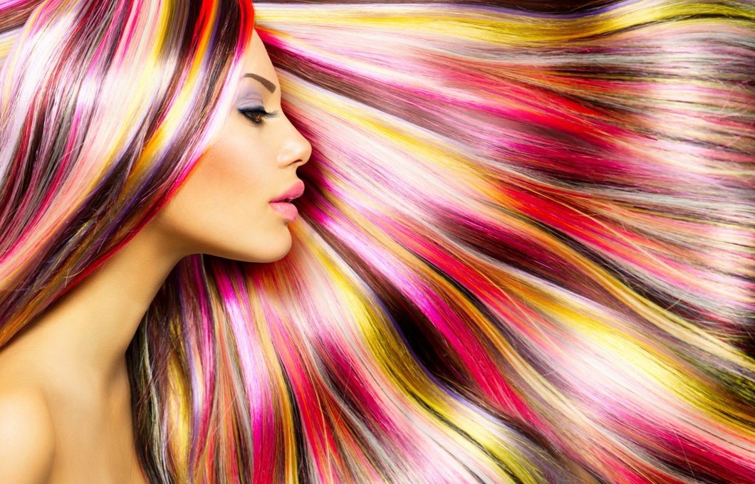 Яскраві кольори волосся: рожевий, жовтий, синій   стильний шлях до оригінальності
