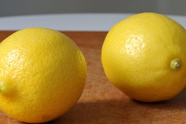 Як приготувати лимонну, апельсинову та інші цедри цитрусових