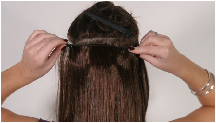 Як правильно кріпити накладне волосся на заколках