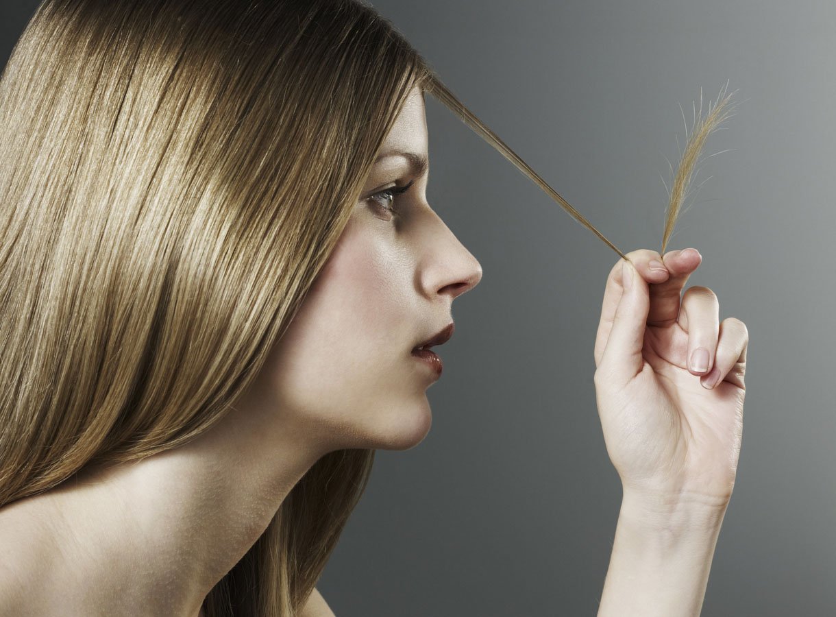 Як наростити волосся в домашніх умовах: стрічкове нарощування та інші способи