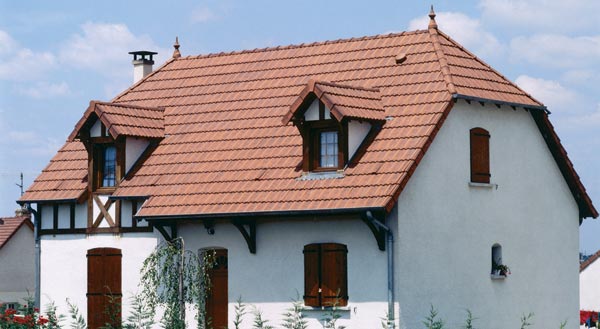 Найбільш популярні різновиди дахів для деревяних будинків. Вибирайте свій варіант!