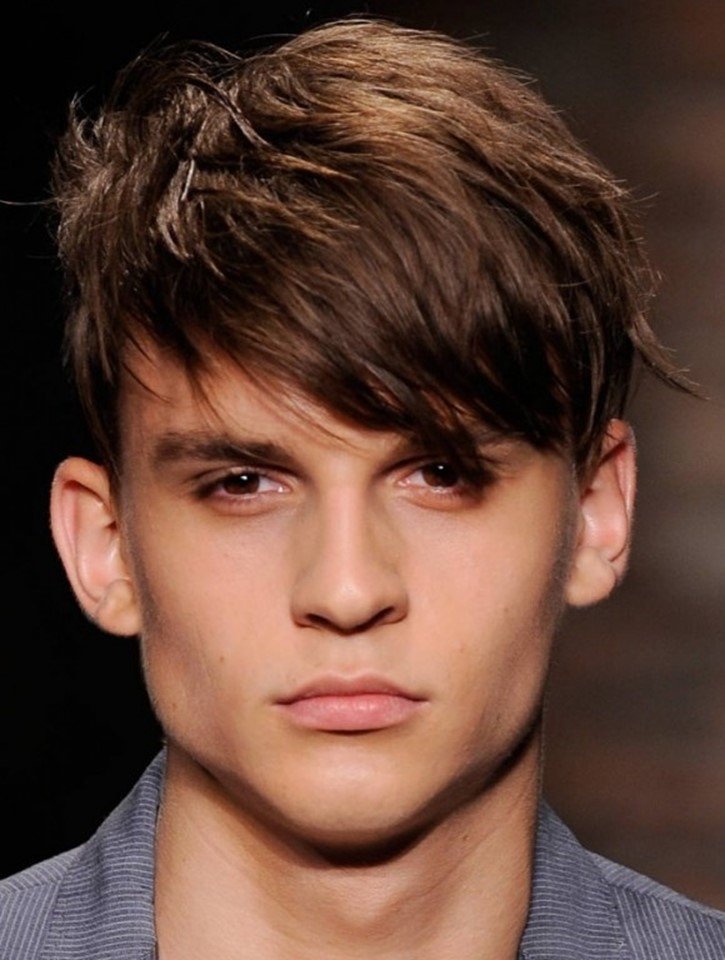 Зачіски з чубчиком: 3 основних типи зачісок для чоловіків