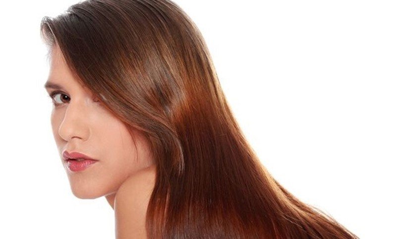 Гормональне випадання волосся у жінок: причини і лікування дифузного облисіння