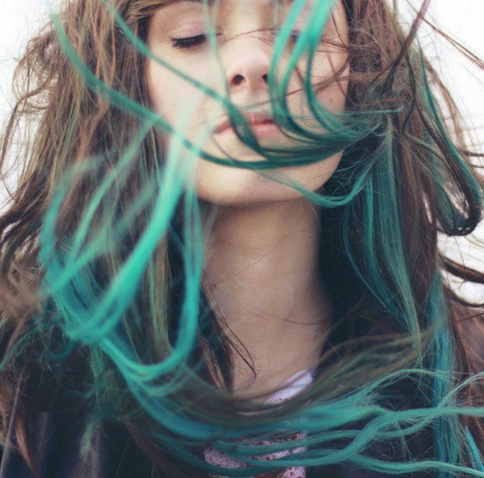 Бірюзові волосся   викликає колір шевелюри: як отримати бажаний відтінок