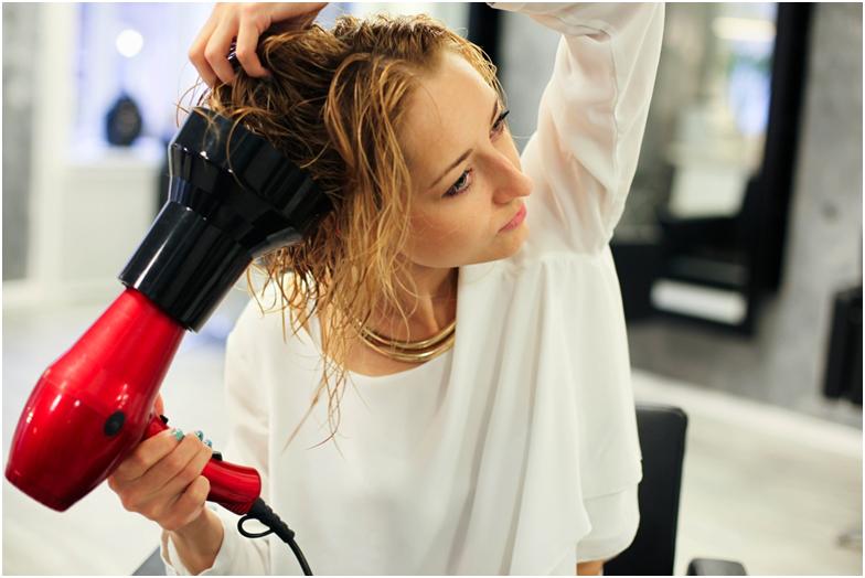 Ефект мокрого волосся в домашніх умовах: як його зробити на короткі пасма