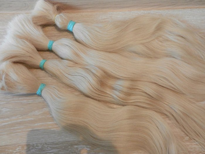 Нащивание волосся на короткі, тонкі і рідкісні пасма: середні ціни процедури