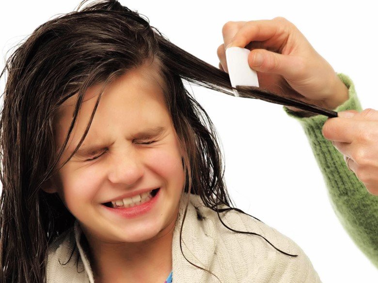 Аполеция (гніздова або вогнищева) у дітей, причини і лікування випадіння волосся
