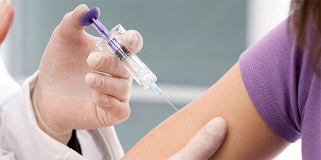 Вакцини від кліщового енцефаліту: яку краще вибрати?  