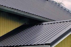 Покрівельний профнастил для будівництва даху