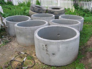 Як робиться каналізація з бетонних кілець своїми руками