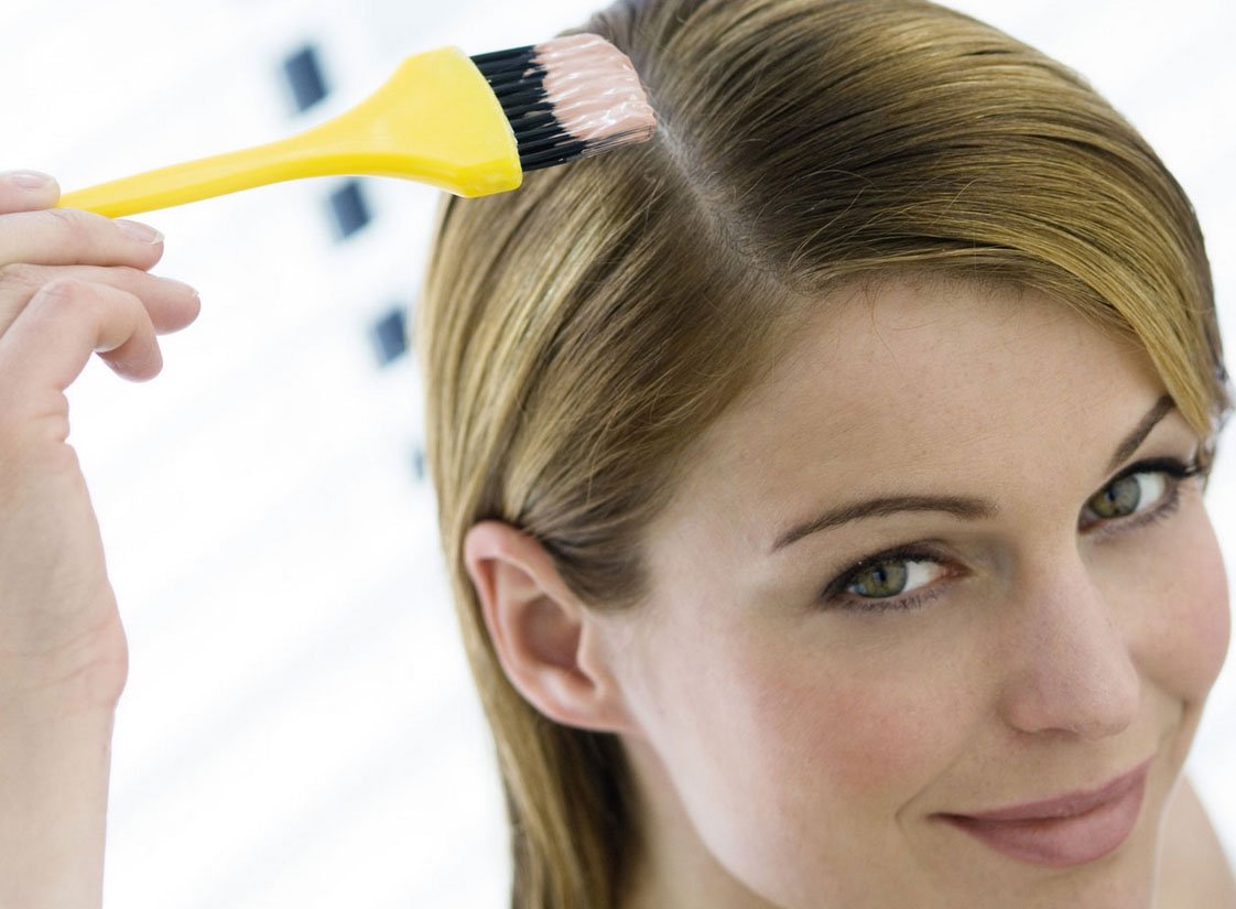 Як пофарбувати штучні волосся або перуку на шпильках в домашніх умовах