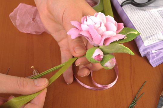 Квіти з полімерної глини для початківців, своїми руками