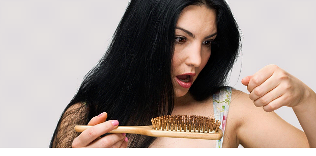 Чому ламаються і випадають волосся: причини, лікування, 4 види масел для шевелюри