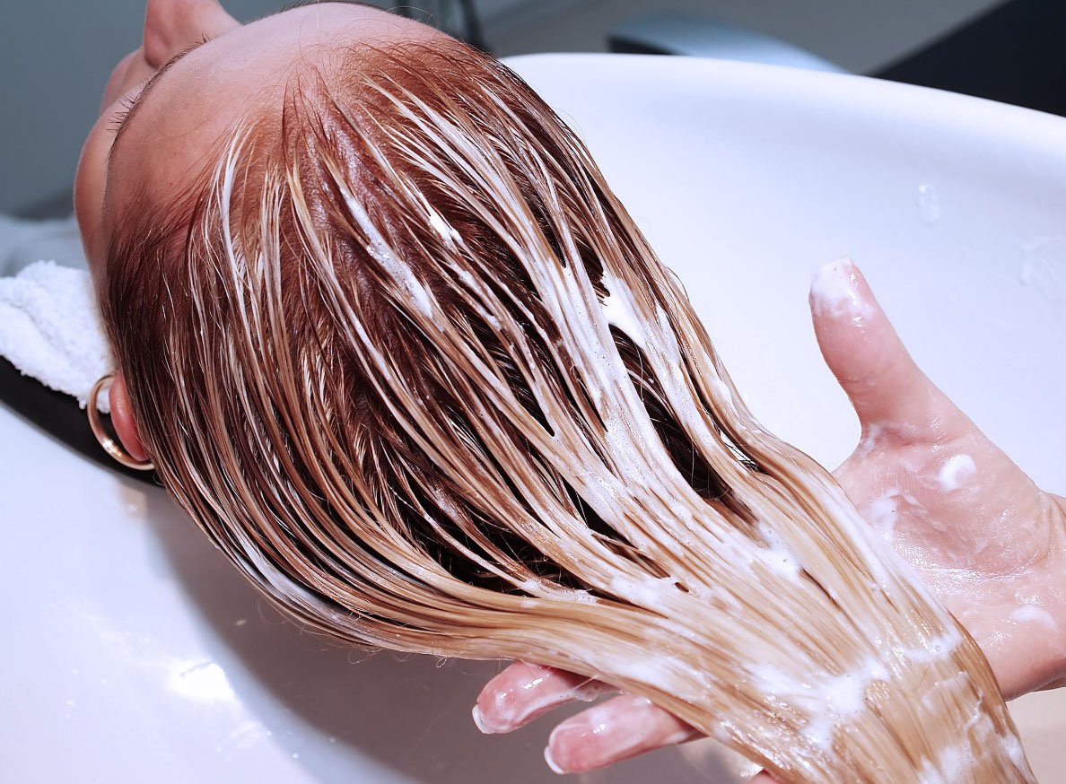 Креативне випрямлення та відновлення волосся в домашніх умовах