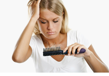 Випадає волосся: лікування проблеми в домашніх умовах і причини її появи