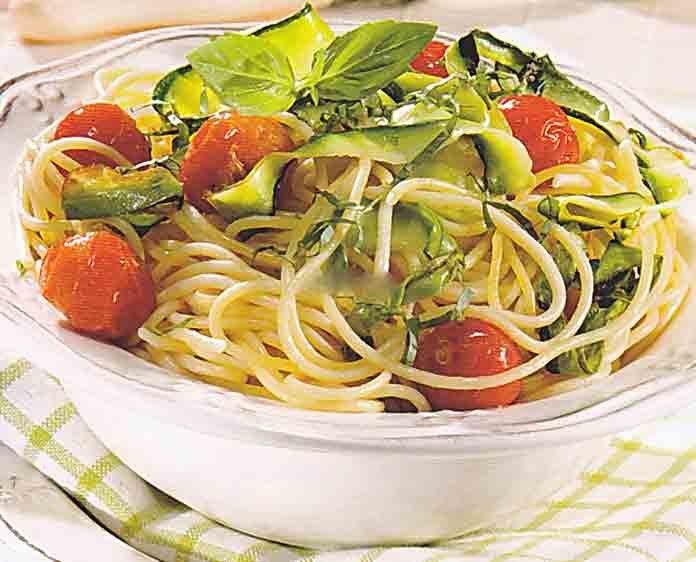 Пісні спагетті з овочами