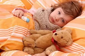 Дитина часто хворіє простудними захворюваннями: що робити?