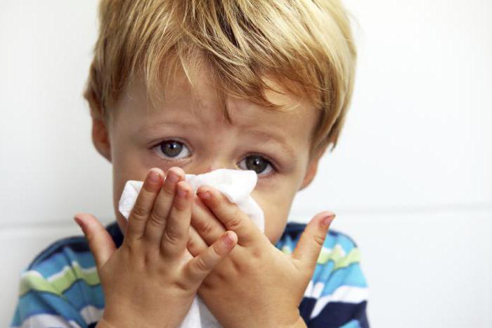 Дитина часто хворіє простудними захворюваннями: що робити?