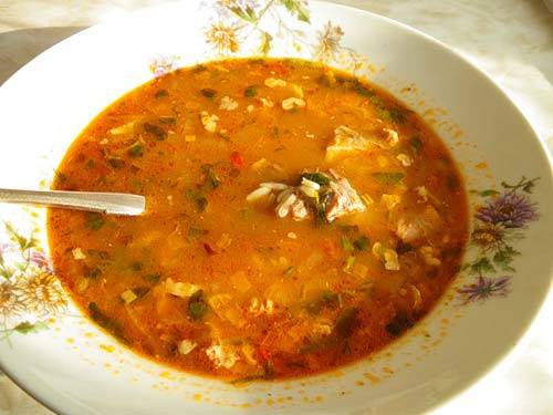 Супи з копченими реберцями: квасолевий, солянка, сирний, борщ, харчо