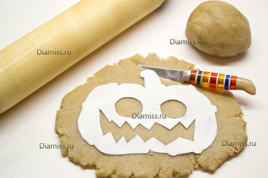 Печиво на Хелловін своїми руками, гарбуз із пісочного тіста з цукровою глазурю