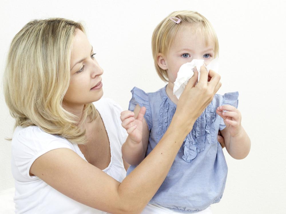 Алергічний риніт у дитини: симптоми і лікування