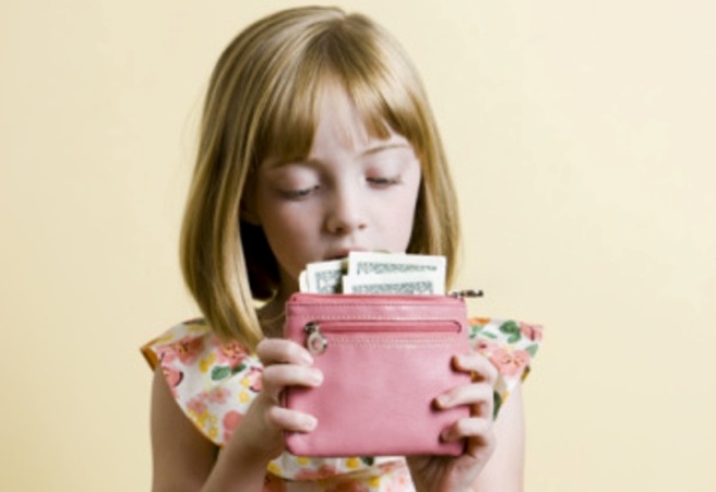 Дитина краде гроші у батьків: поради психолога