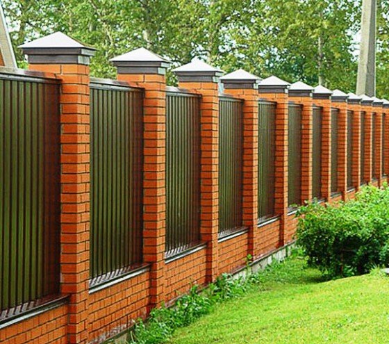 Конструктивні та дизайнерські можливості металевих огорож