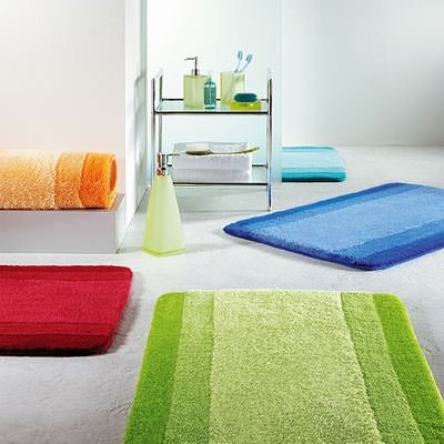 Красиві килимки для ванної кімнати